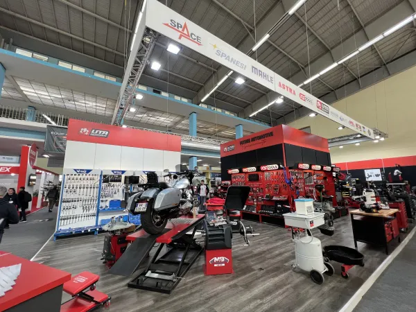 إنطلاق فعاليات الصالون الدولي لقطع الغيار ومعدات السيارات " Equip Auto “  بقاربة 400 عارض
